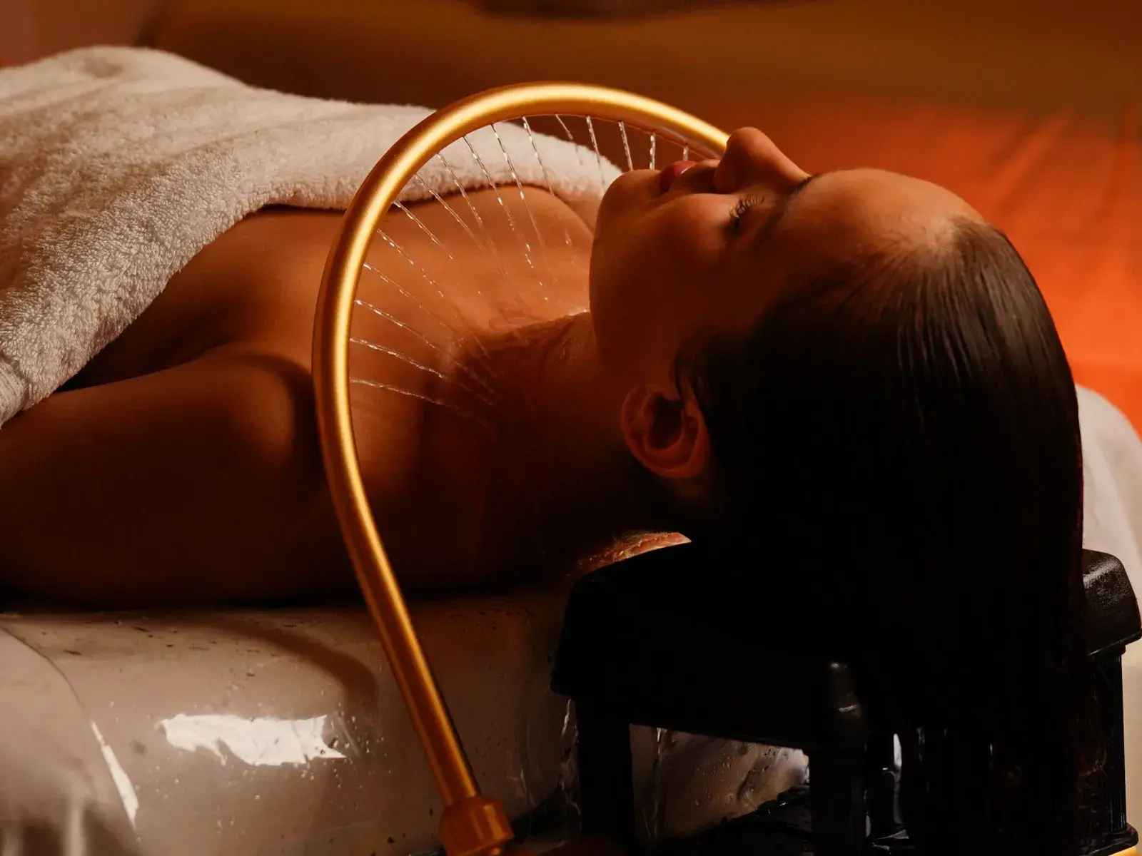 Holographic Head Scalp Massage