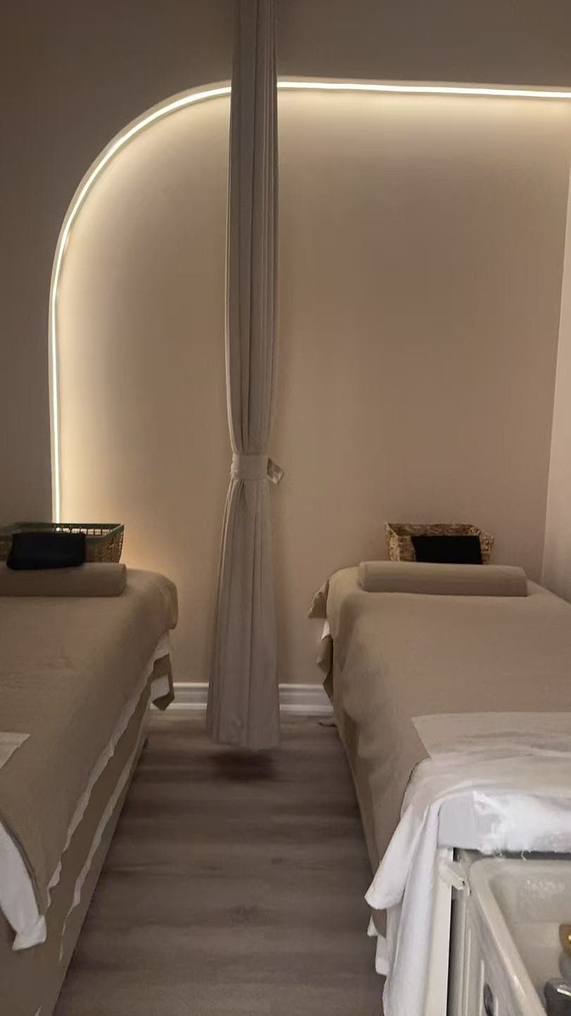 Treatment suite